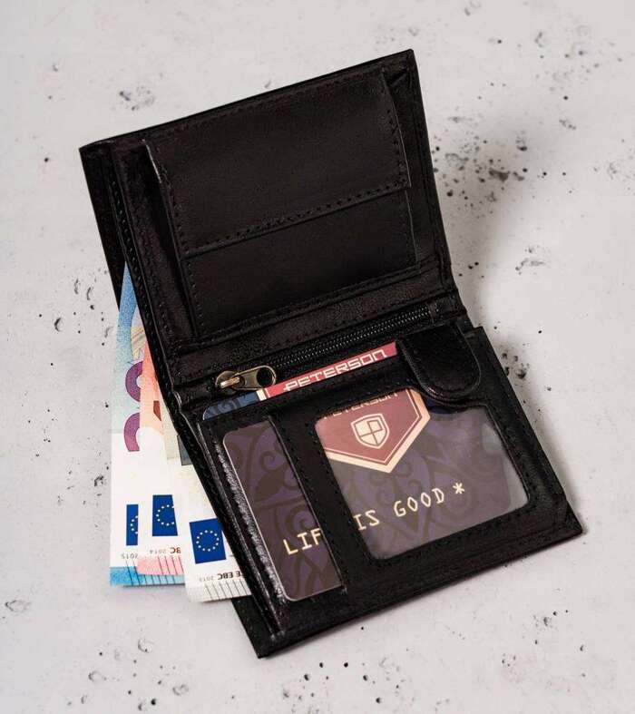 Mały, skórzany portfel męski z systemem RFID — Peterson