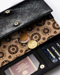 Duży portfel damski Skórzany zapinany na zatrzask Peterson Czarny
